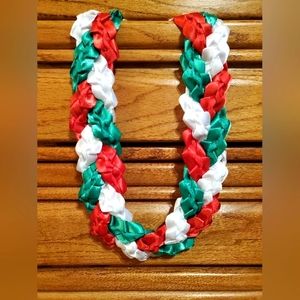 Graduation Lei/Oversized